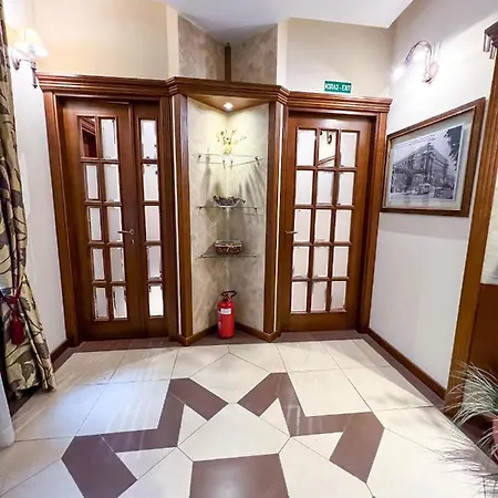 ホテル Manjez Centar ベオグラード