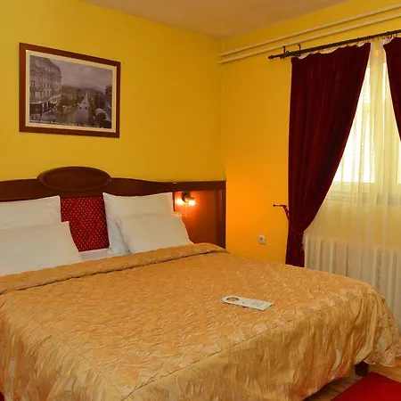 Manjez Centar 3* ベオグラード