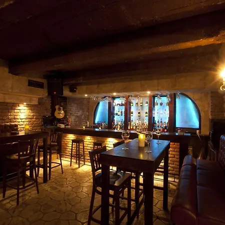 ホテル Manjez Centar ベオグラード